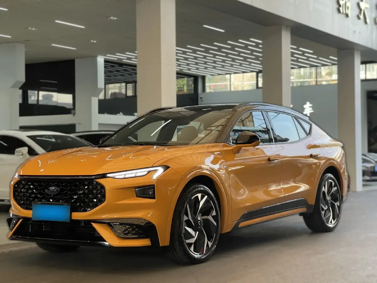 2024 Ford Mondeo 2.0T 288HP L4 E-CVT Hybrid