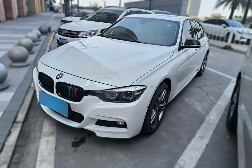 2019 BMW 3 Series 2.0T 184HP L4 8AT