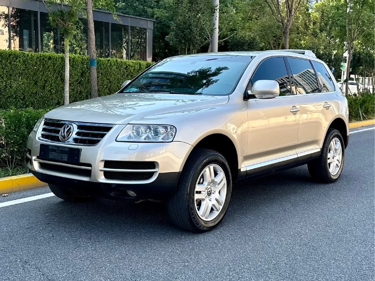 2010 Volkswagen Touareg 4.2L 350HP V8 6AT,autocango,china used car exporter,china ev exporter,chinese used car exporter,chinese used ev exporter