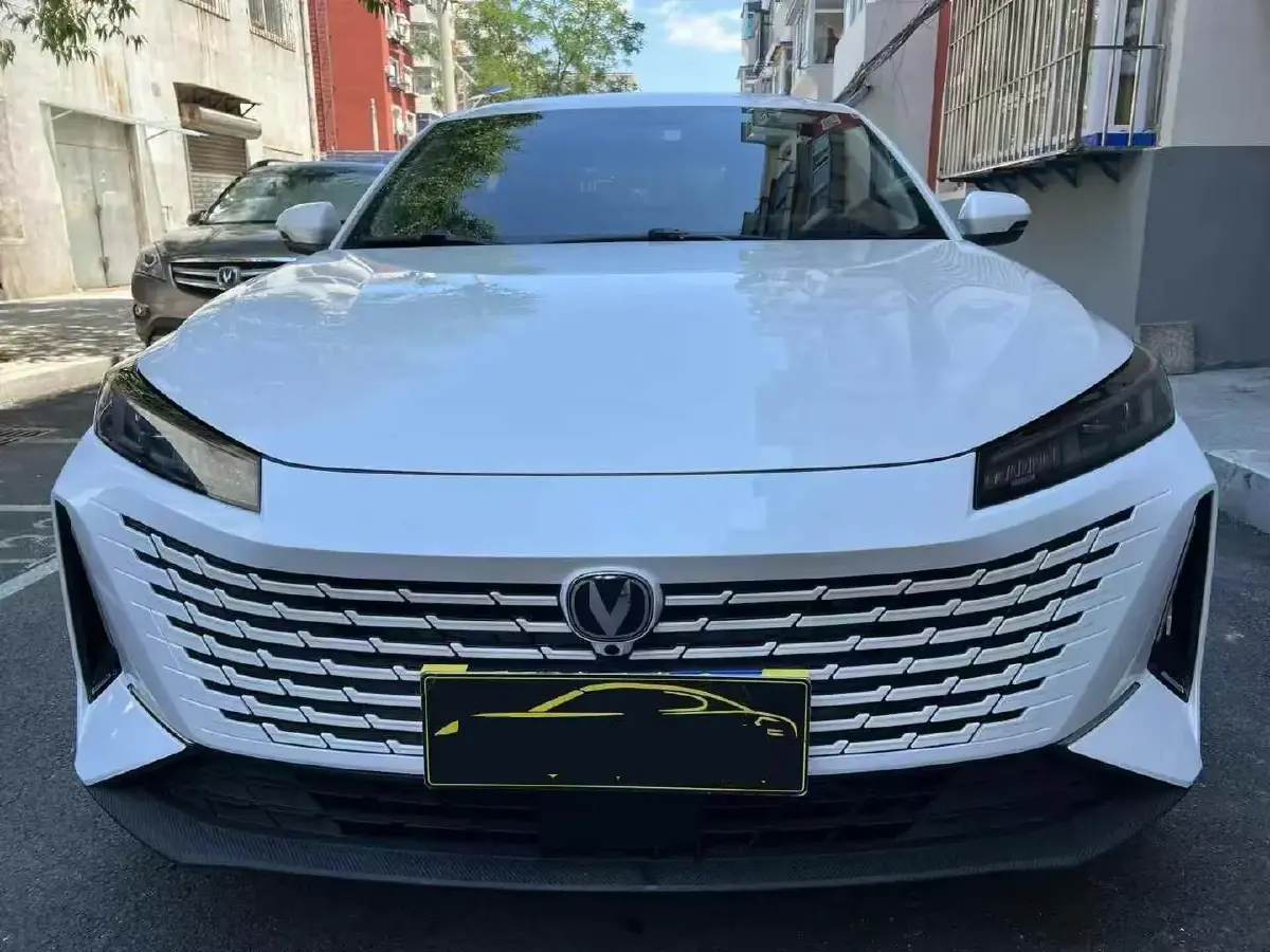 2023 ChangAn Lamore 1.5T 170HP L4 7DCT