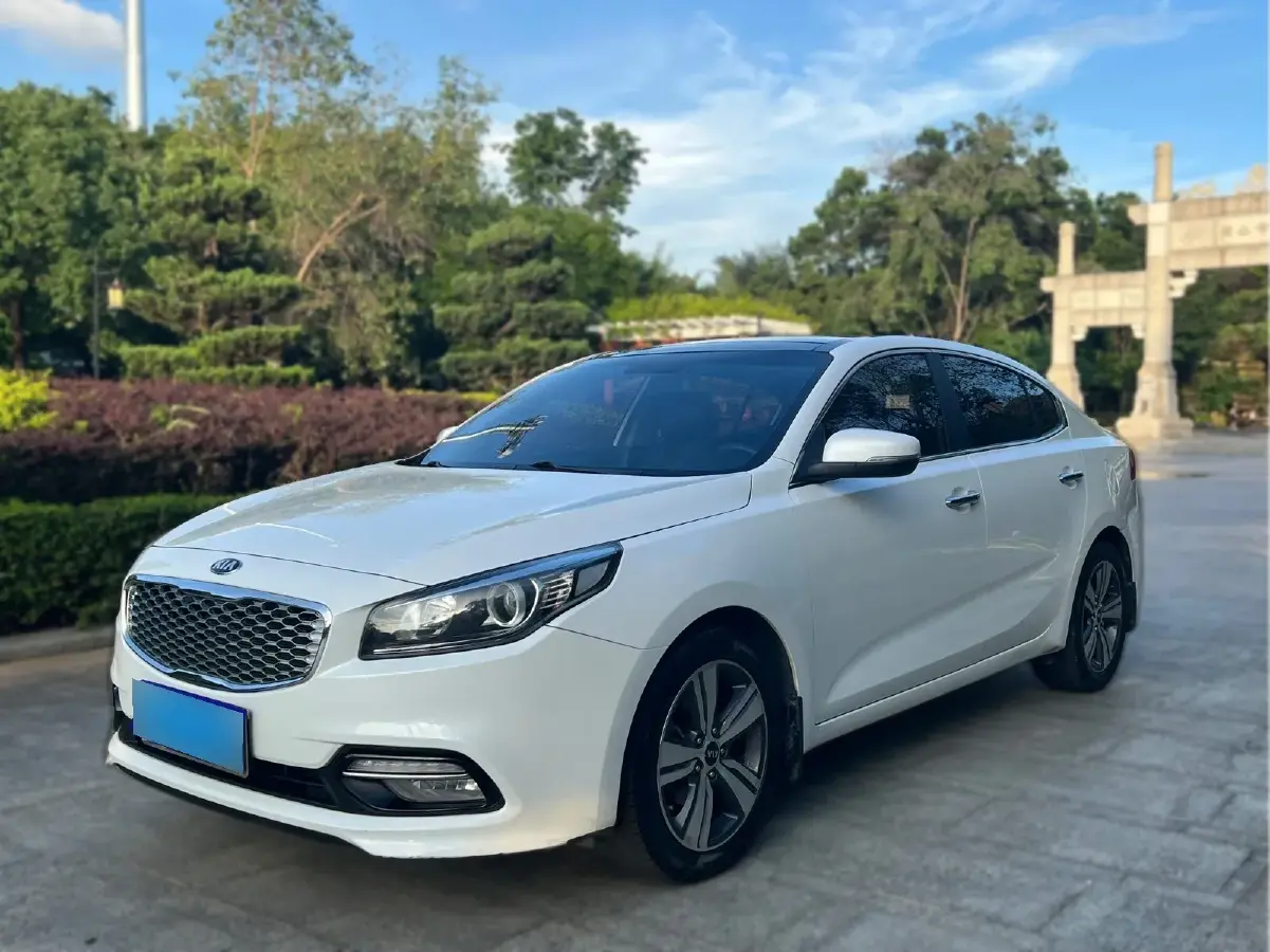 2017 Kia K4 1.8L 143HP L4 6AT