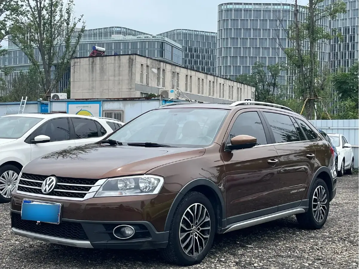 2014 Volkswagen Cross Lavida 1.4T 131HP L4 7DCT