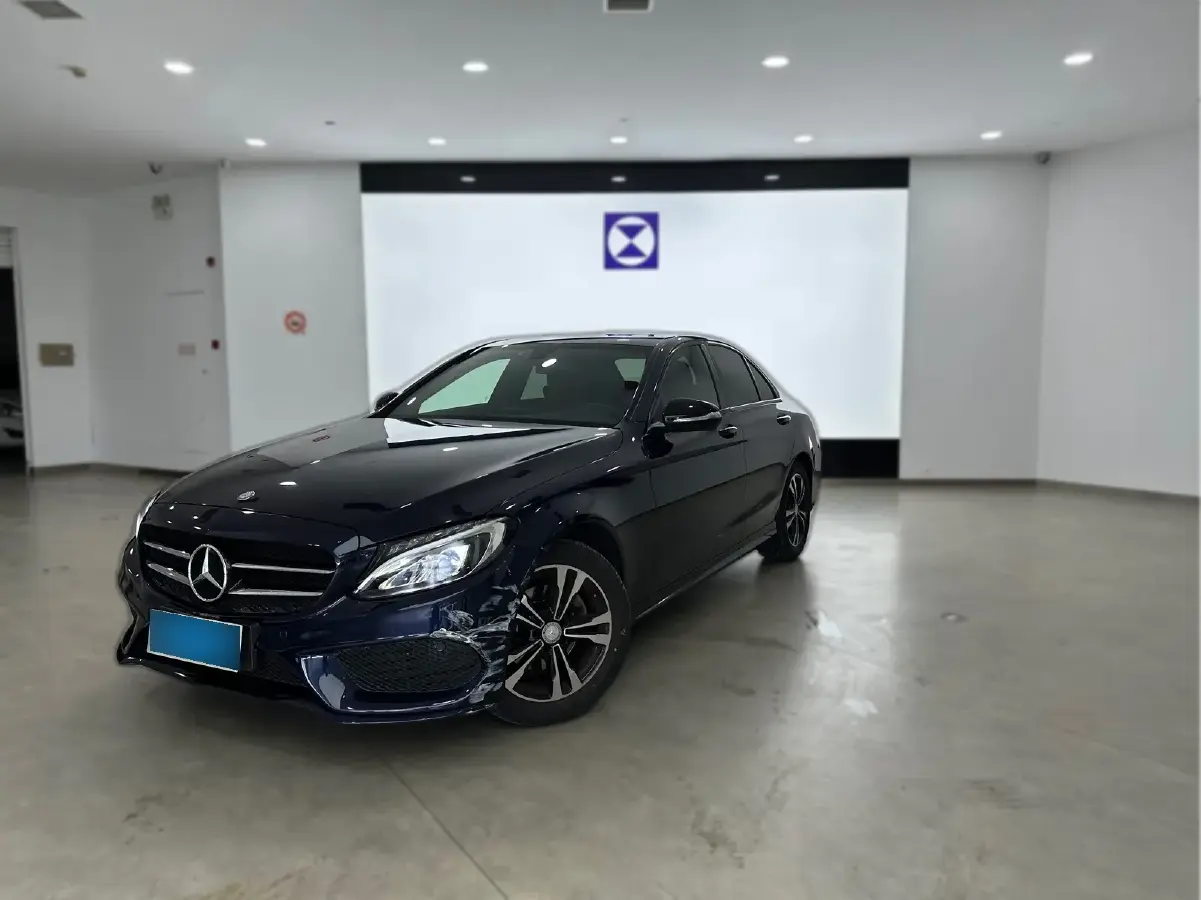 2016 Mercedes-Benz C Class 2.0T 184HP L4 7AT