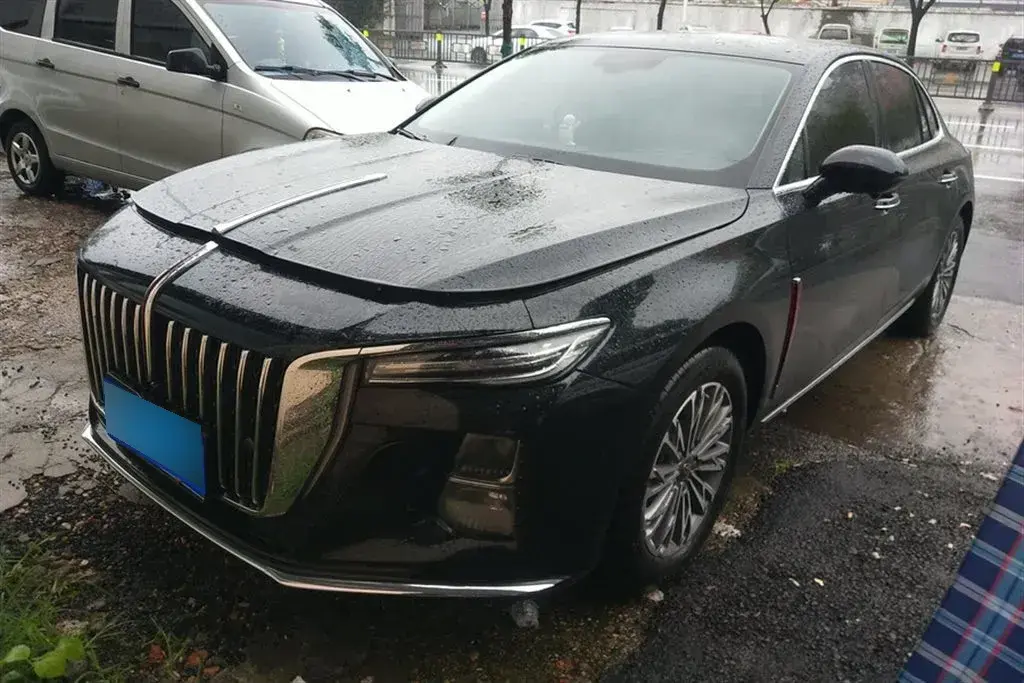 2023 HongQi H5 1.5T 169HP L4 7DCT