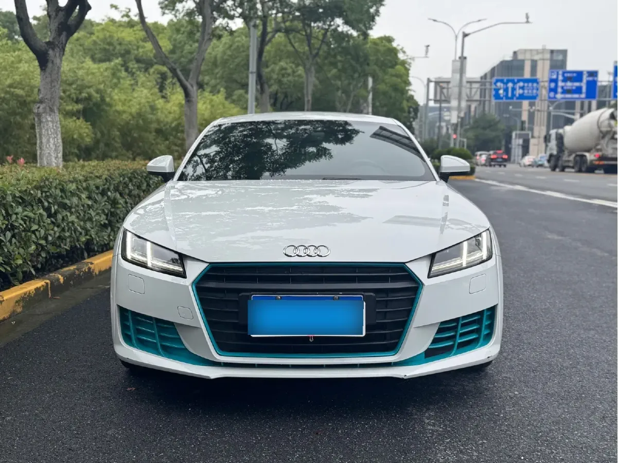 2015 Audi TT 2.0T 230HP L4 6DCT,autocango,china used car exporter,china ev exporter,chinese used car exporter,chinese used ev exporter