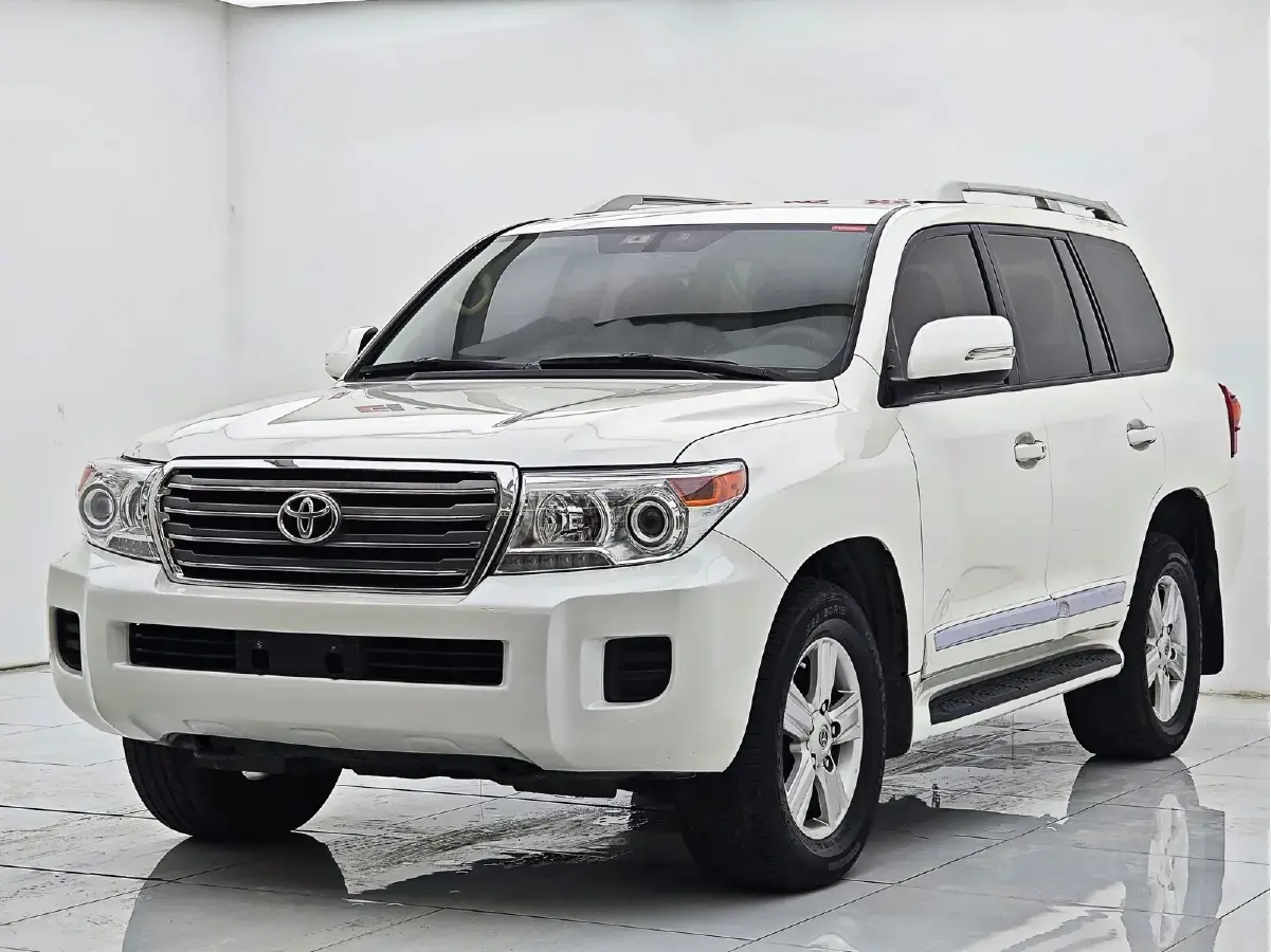 2015 Toyota Land Cruiser 4.0L 275HP V6 5AT