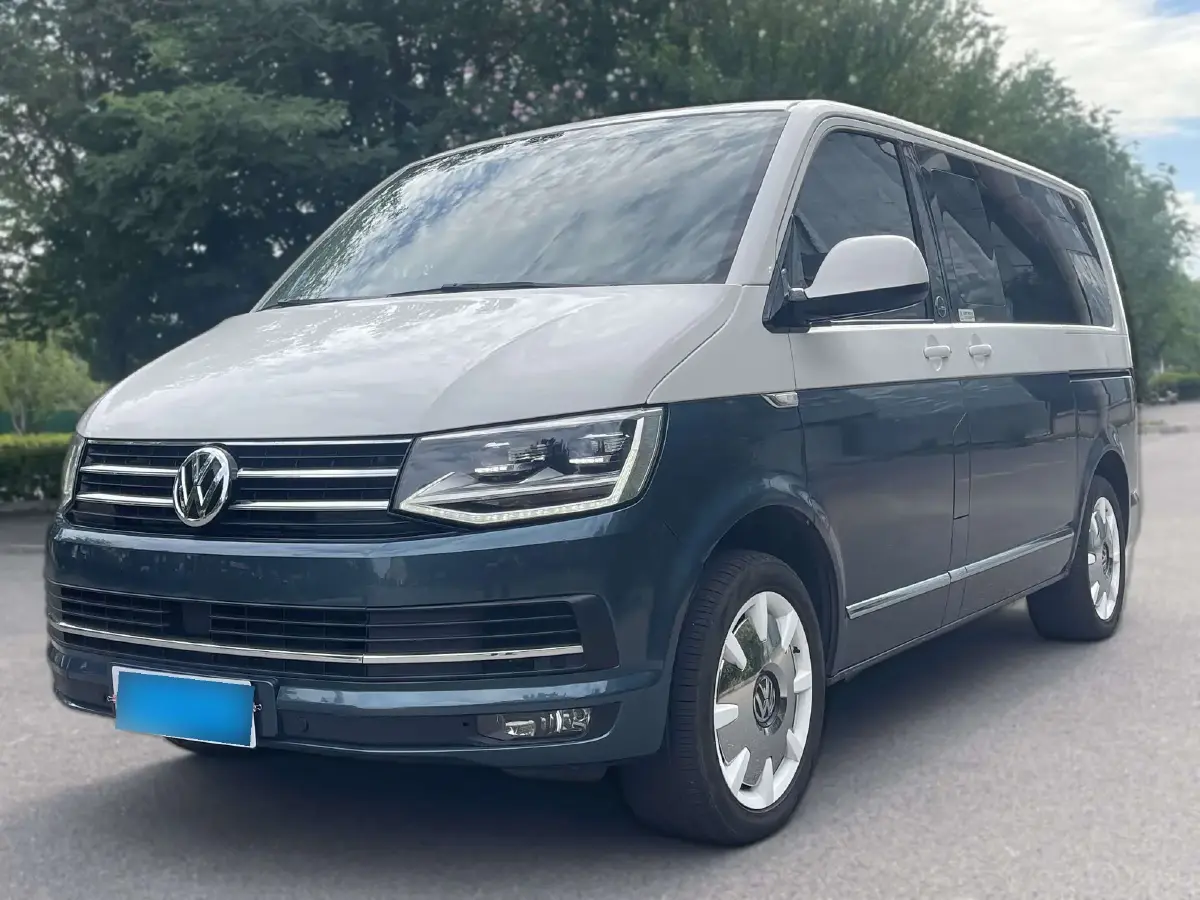 2018 Volkswagen Multivan 2.0T 204HP L4 7DCT