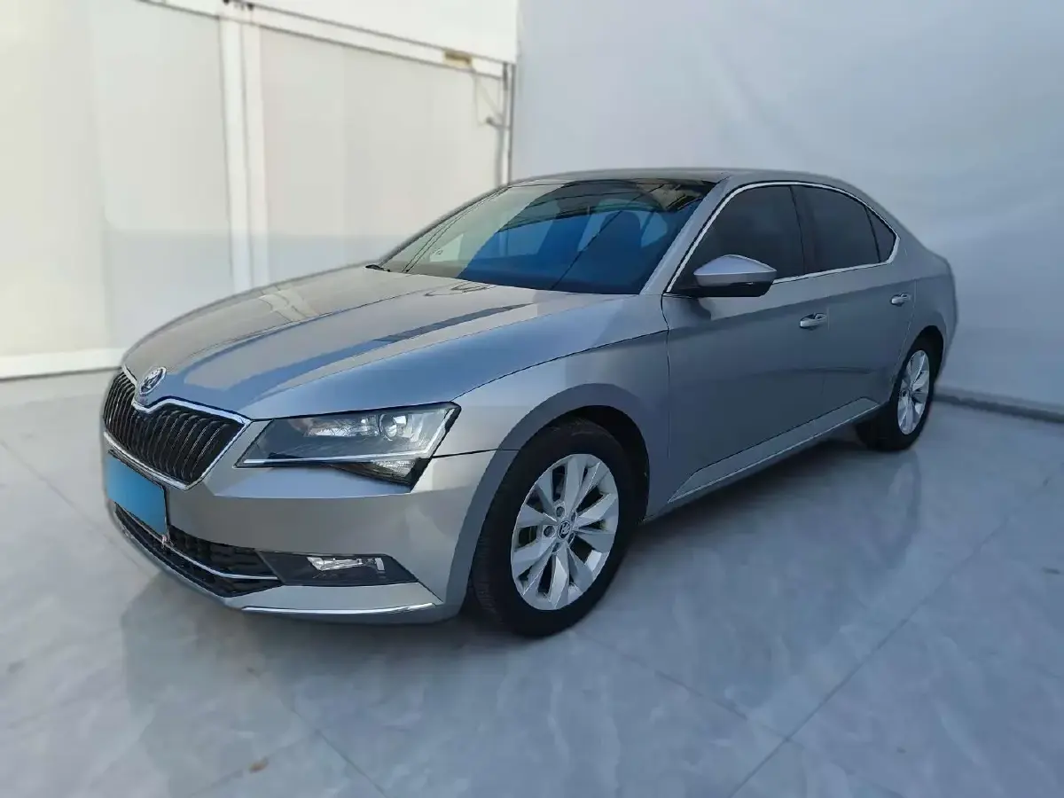 2016 Skoda Superb 1.8T 180HP L4 7DCT