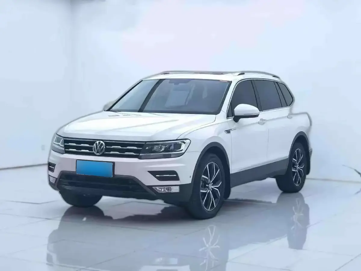 2020 Volkswagen Tiguan L 2.0T 186HP L4 7DCT