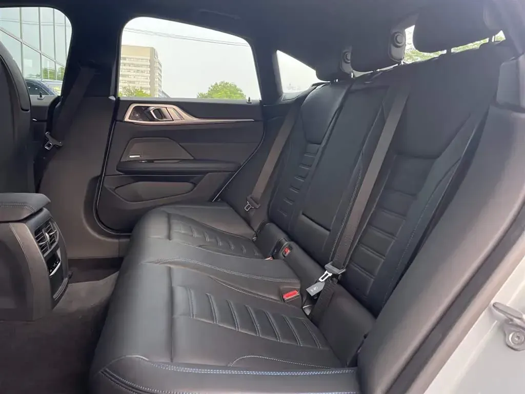 2023 BMW BEV 83.9KWH,autocango,china used car exporter,china ev exporter,chinese used car exporter,chinese used ev exporter