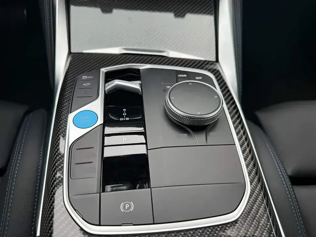 2023 BMW BEV 83.9KWH,autocango,china used car exporter,china ev exporter,chinese used car exporter,chinese used ev exporter