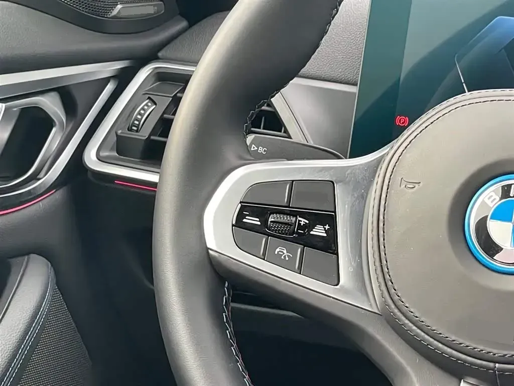 2023 BMW BEV 83.9KWH,autocango,china used car exporter,china ev exporter,chinese used car exporter,chinese used ev exporter