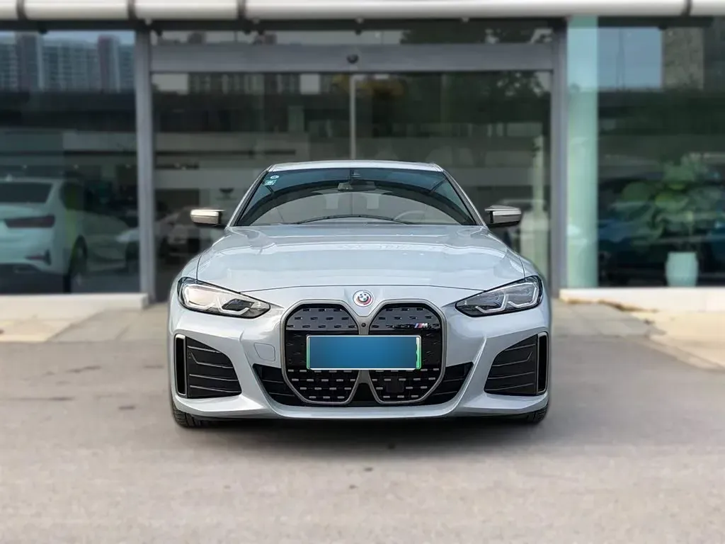 2023 BMW BEV 83.9KWH,autocango,china used car exporter,china ev exporter,chinese used car exporter,chinese used ev exporter