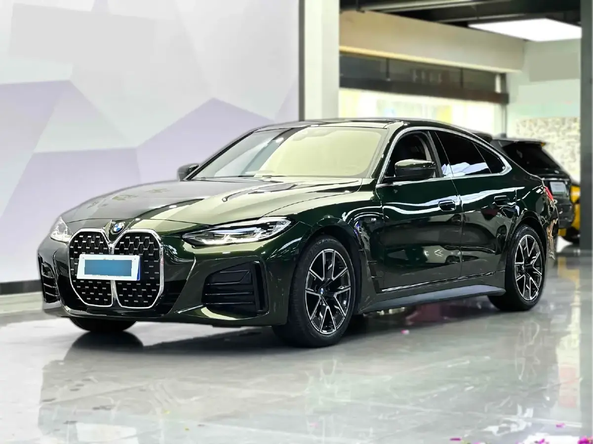 2022 BMW 4 Series 2.0T 184HP L4 8AT