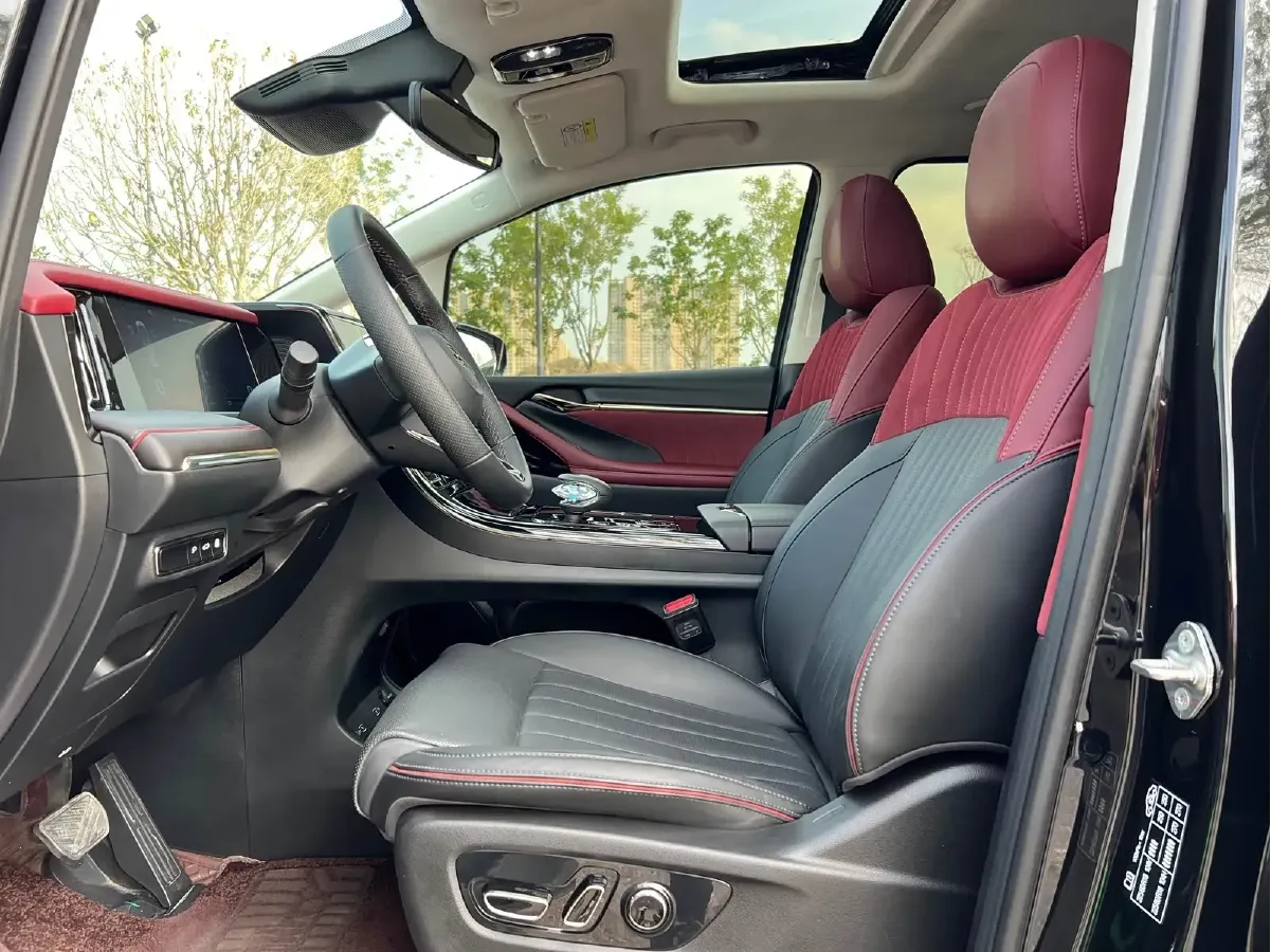 2023 GAC Trumpchi E9 2.0T 190HP L4 2DHT PHEV 25.57KWH,autocango,china used car exporter,china ev exporter,chinese used car exporter,chinese used ev exporter