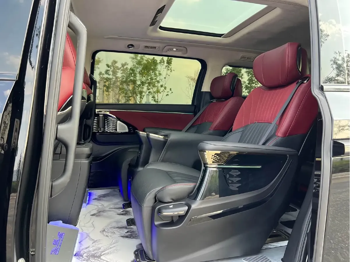 2023 GAC Trumpchi E9 2.0T 190HP L4 2DHT PHEV 25.57KWH,autocango,china used car exporter,china ev exporter,chinese used car exporter,chinese used ev exporter