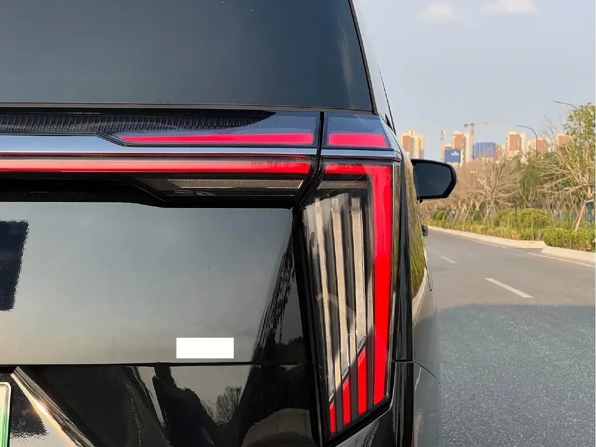 2023 GAC Trumpchi E9 2.0T 190HP L4 2DHT PHEV 25.57KWH,autocango,china used car exporter,china ev exporter,chinese used car exporter,chinese used ev exporter