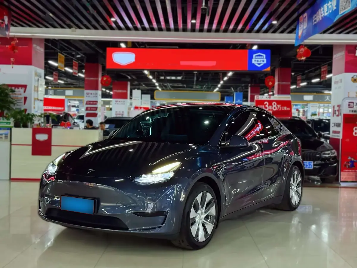 2022 Tesla Model Y BEV 60KWH