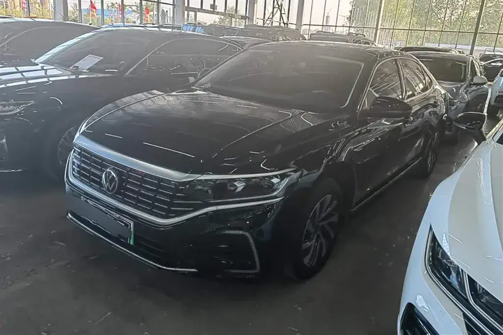 2023 Volkswagen Passat 1.4T 150HP L4 6DCT PHEV 13KWH