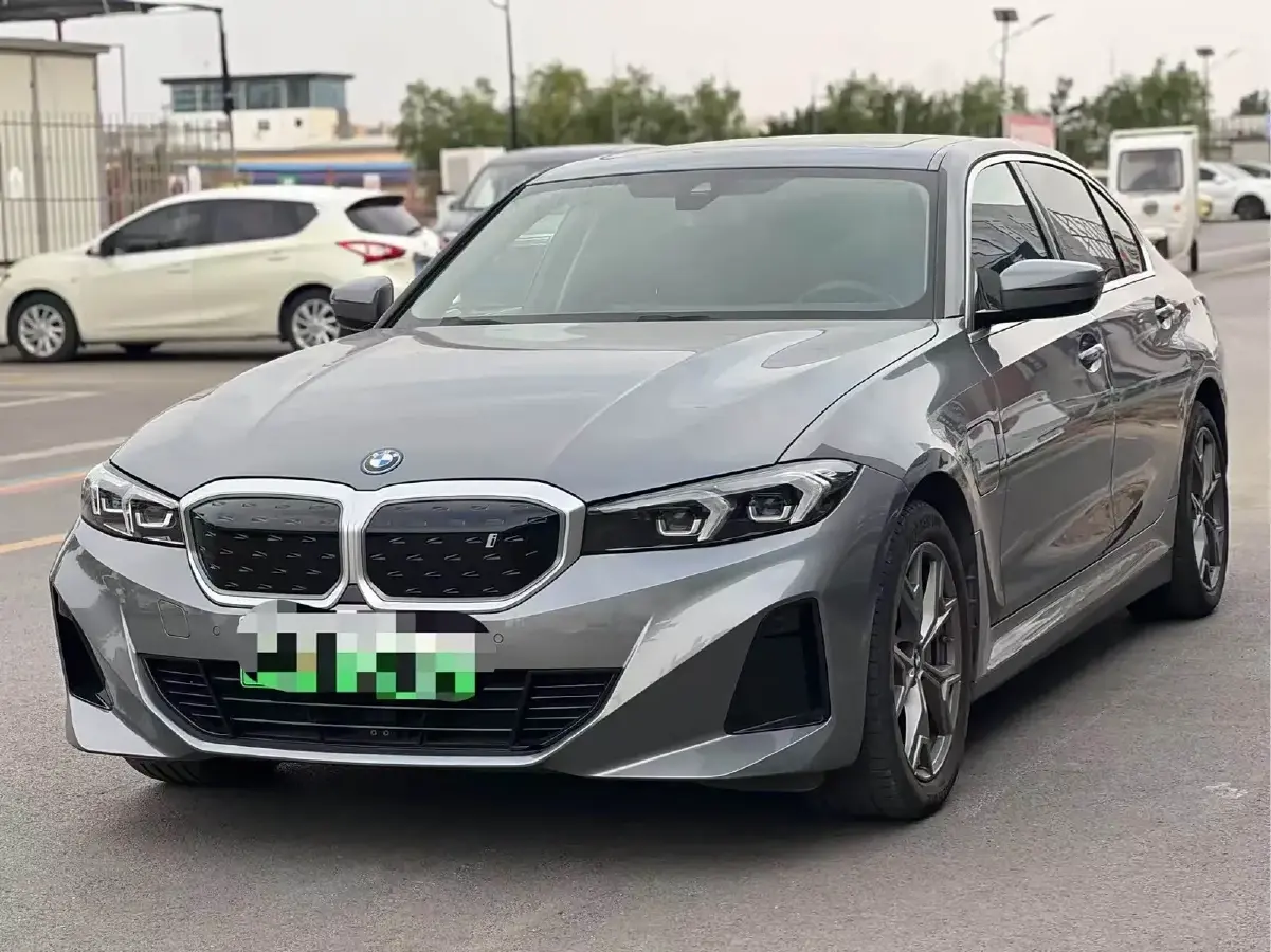 2022 BMW i3 BEV 70KWH