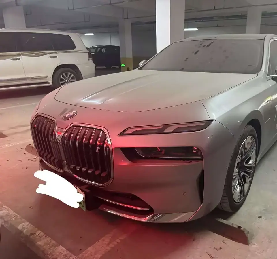 2023 BMW i7 BEV 101.7KWH