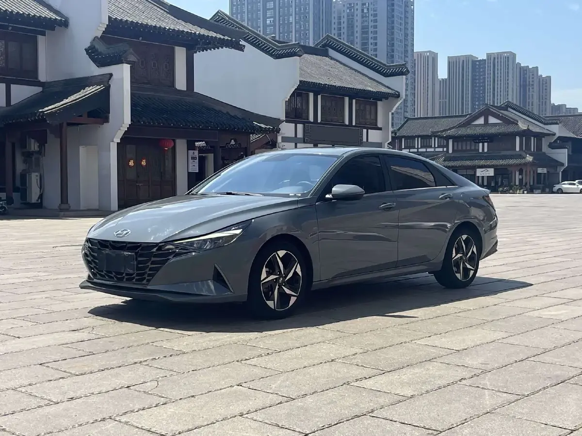 2021 Hyundai Elantra 1.5L 115HP L4 CVT