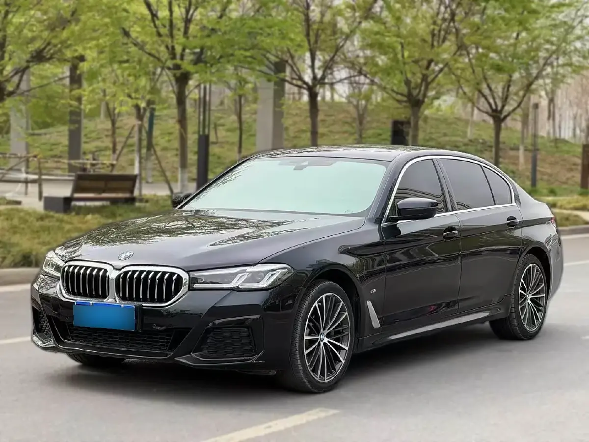 2021 BMW 5 Series 2.0T 252HP L4 8AT