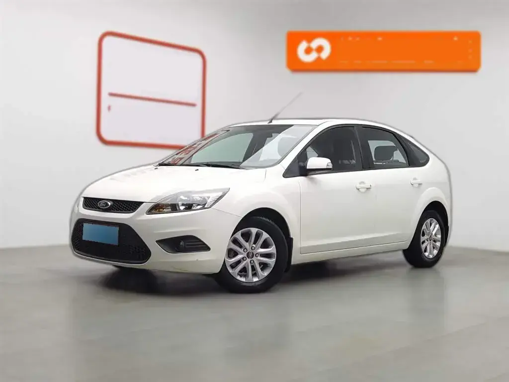 2013 Ford Focus 1.8L 124HP L4 4AT