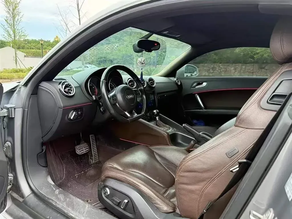 2008 Audi TT 2.0T 200HP L4 6DCT,autocango,china used car exporter,china ev exporter,chinese used car exporter,chinese used ev exporter