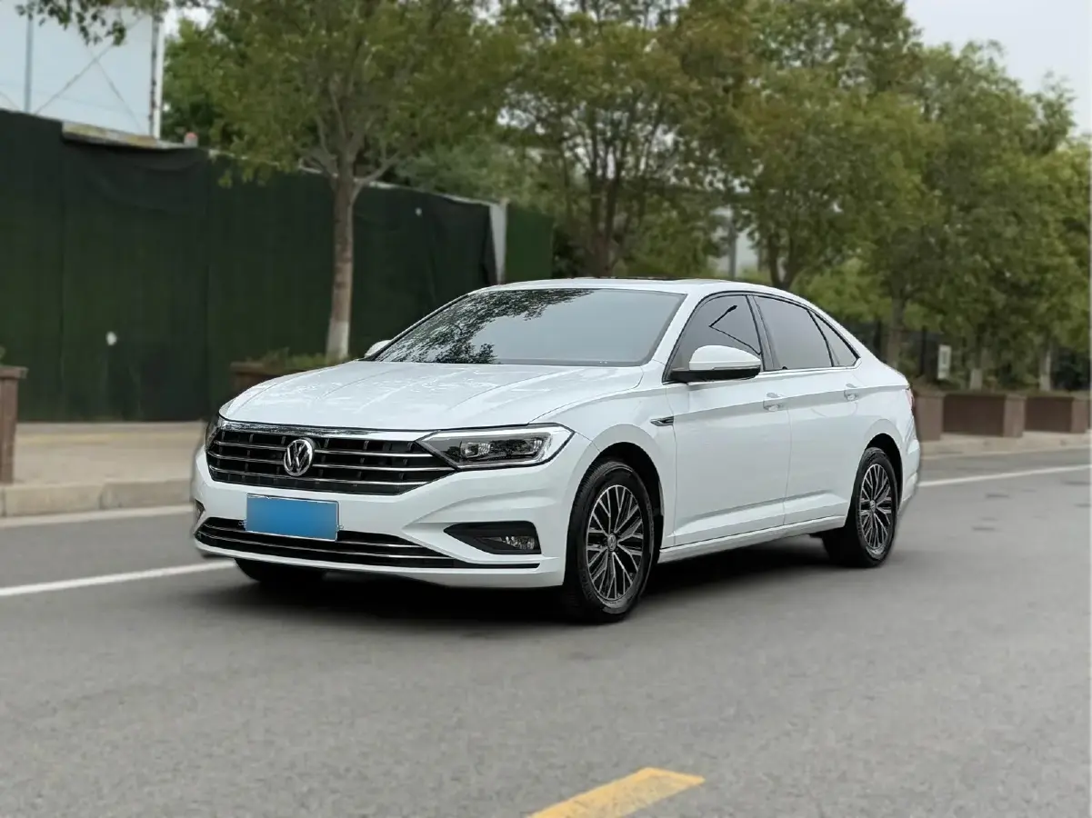 2021 Volkswagen Sagitar 1.4T 150HP L4 7DCT