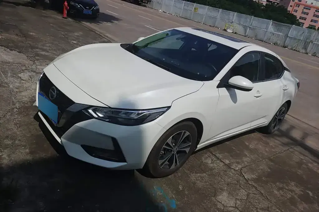 2022 Nissan Sylphy 1.6L 135HP L4 CVT