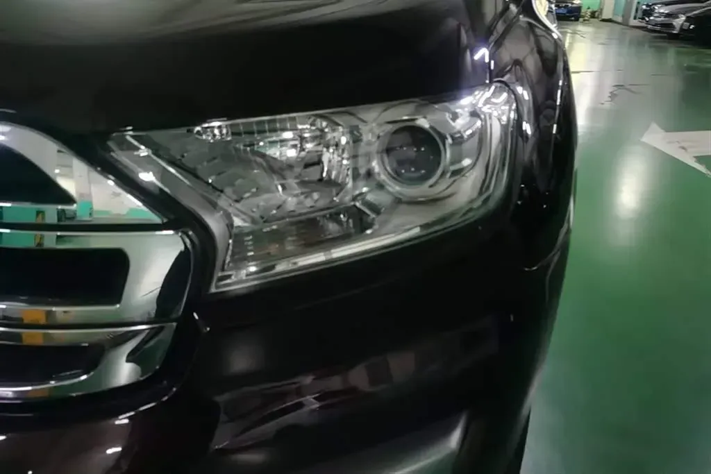 2016 Ford Everest 2.0T 245HP L4 6AT,autocango,china used car exporter,china ev exporter,chinese used car exporter,chinese used ev exporter