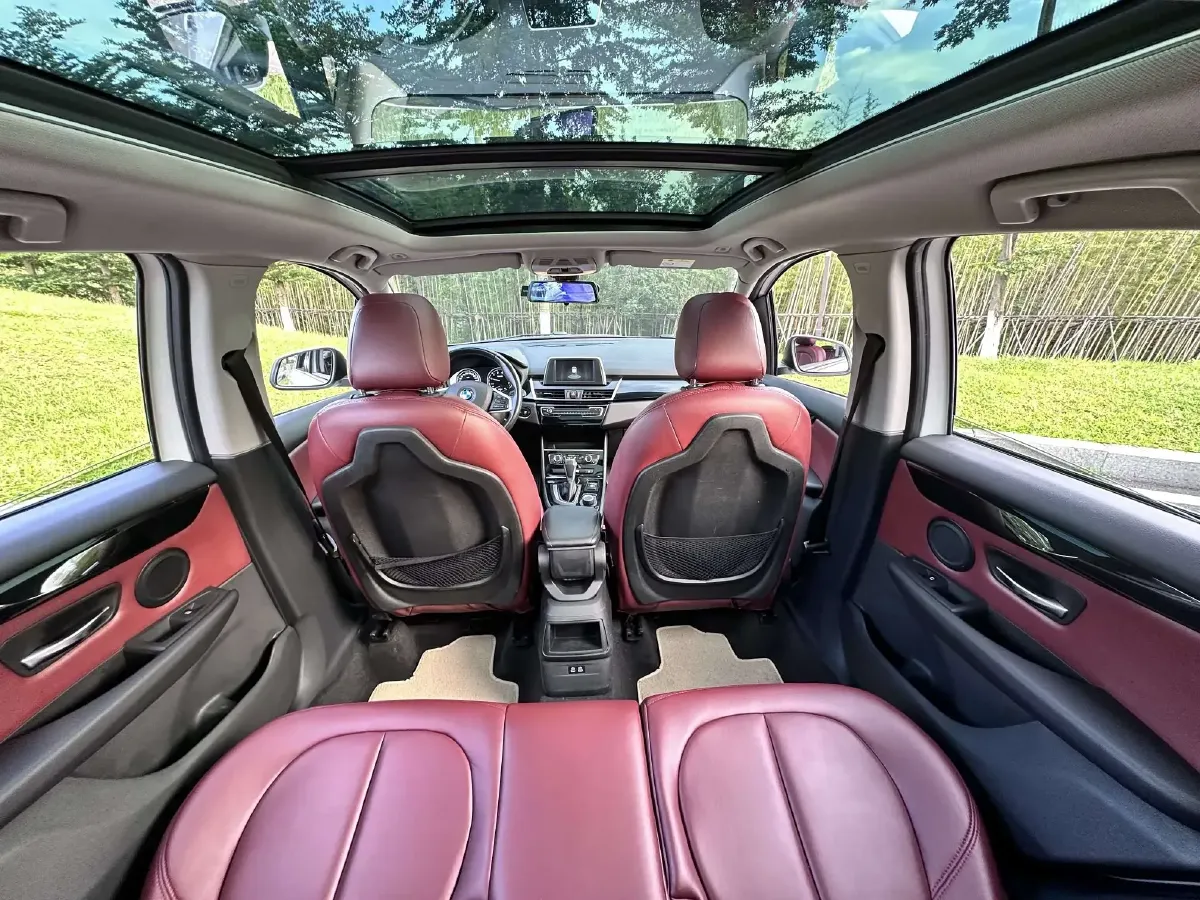 2018 BMW 2 Series Wagon 1.5T 136HP L3 6AT,autocango,china used car exporter,china ev exporter,chinese used car exporter,chinese used ev exporter