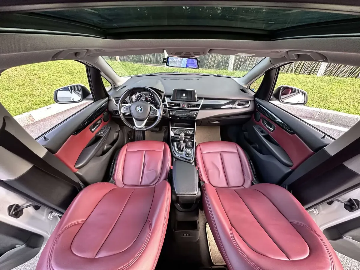 2018 BMW 2 Series Wagon 1.5T 136HP L3 6AT,autocango,china used car exporter,china ev exporter,chinese used car exporter,chinese used ev exporter