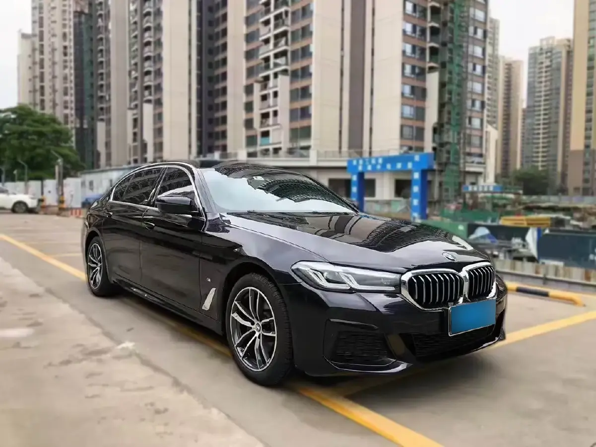 2021 BMW 5 Series 2.0T 184HP L4 8AT