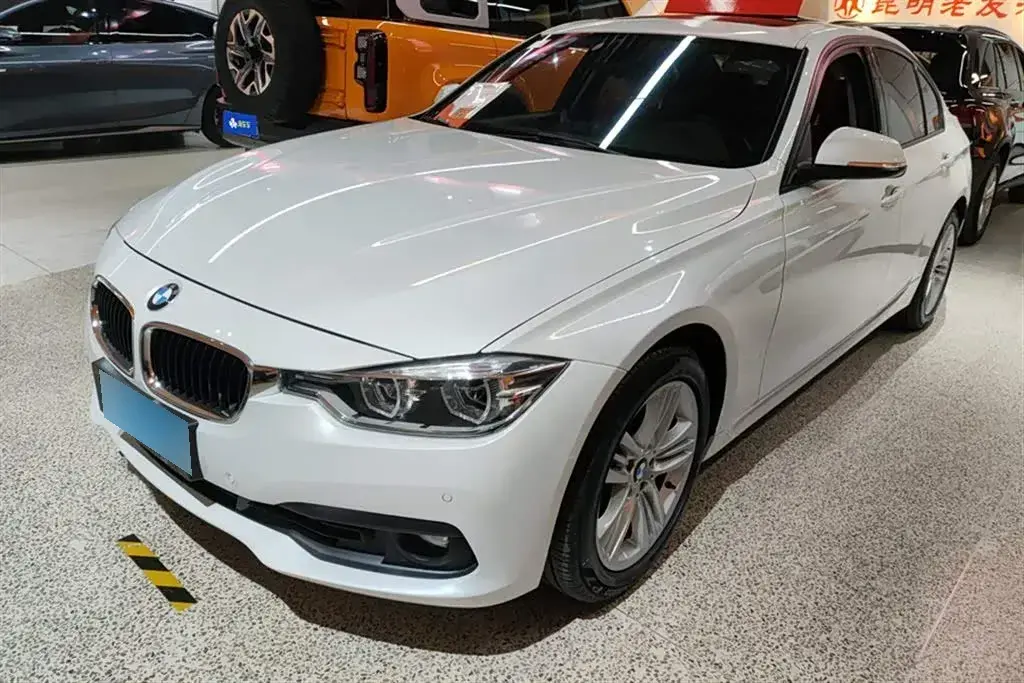 2018 BMW 3 Series 1.5T 136HP L3 8AT