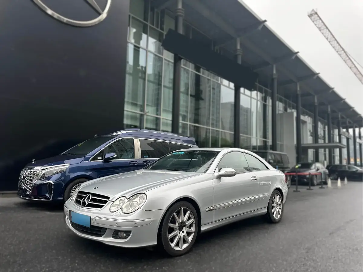 2006 Mercedes-Benz CLK Class 3.0L 231HP V6 7AT