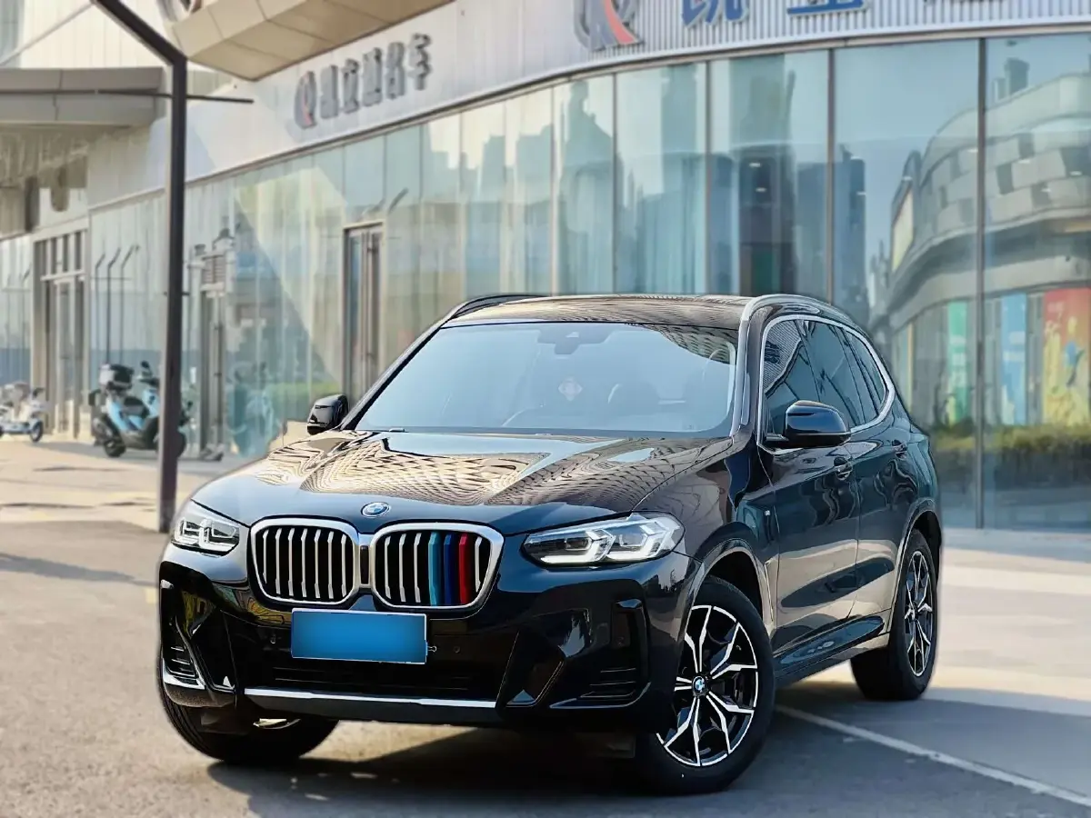 2022 BMW X3 2.0T 184HP L4 8AT