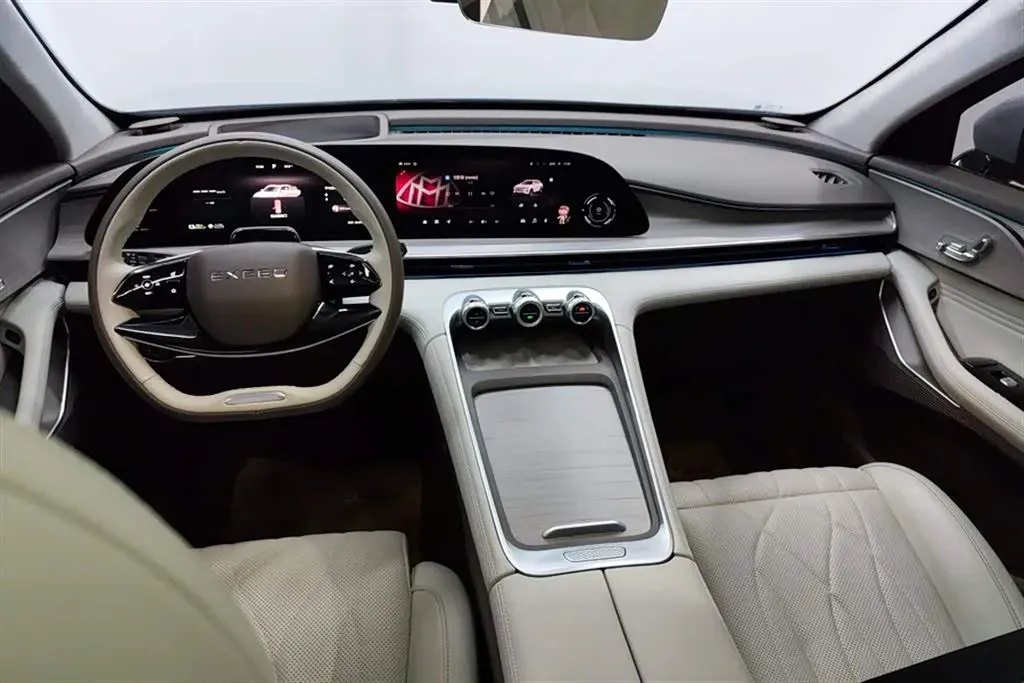 2024 Exceed RX C-DM 1.5T 156HP L4 3DHT PHEV 34.46KWH,autocango,china used car exporter,china ev exporter,chinese used car exporter,chinese used ev exporter