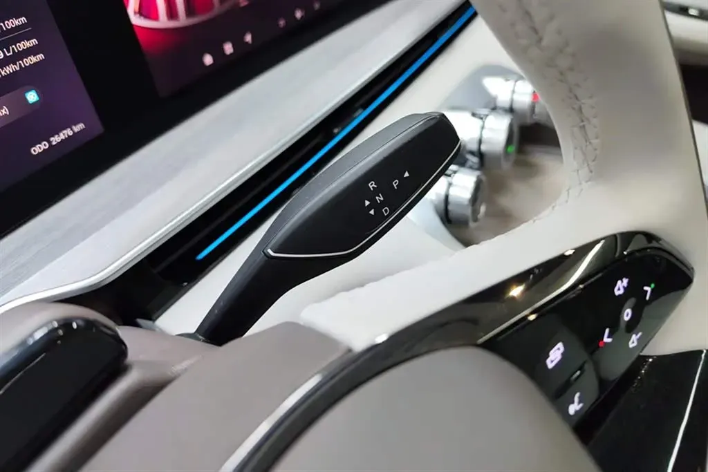 2024 Exceed RX C-DM 1.5T 156HP L4 3DHT PHEV 34.46KWH,autocango,china used car exporter,china ev exporter,chinese used car exporter,chinese used ev exporter