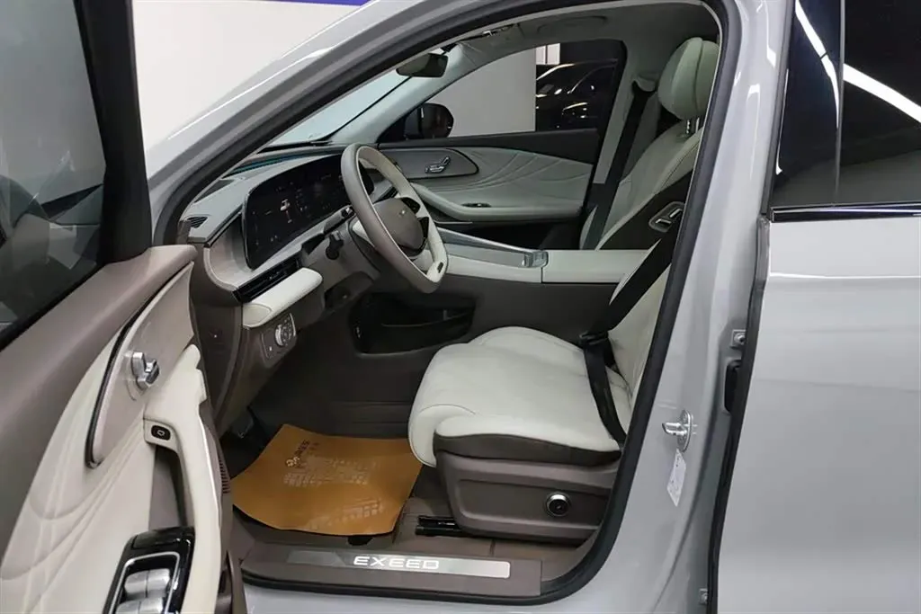 2024 Exceed RX C-DM 1.5T 156HP L4 3DHT PHEV 34.46KWH,autocango,china used car exporter,china ev exporter,chinese used car exporter,chinese used ev exporter