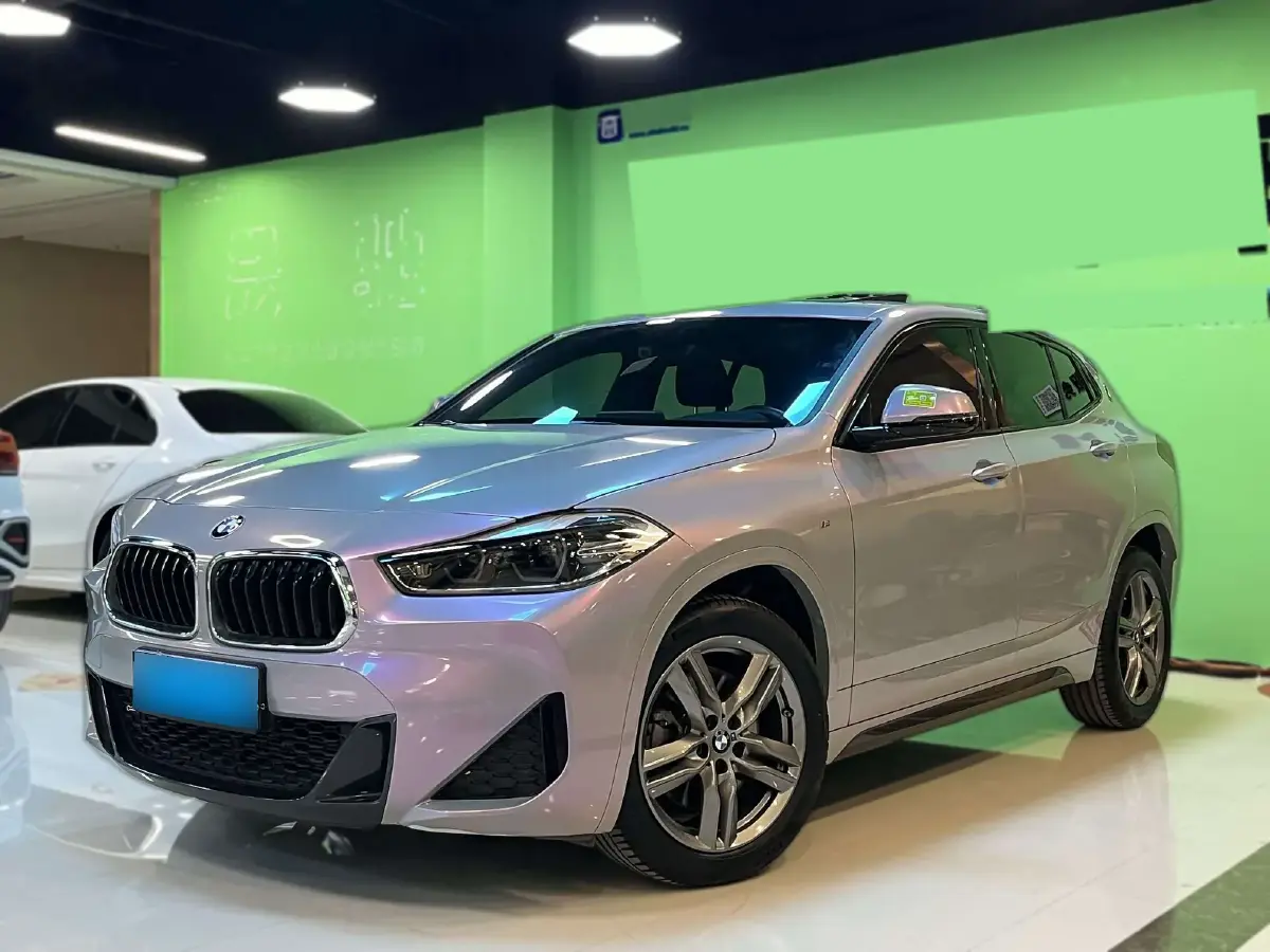 2021 BMW X2 2.0T 192HP L4 8AT