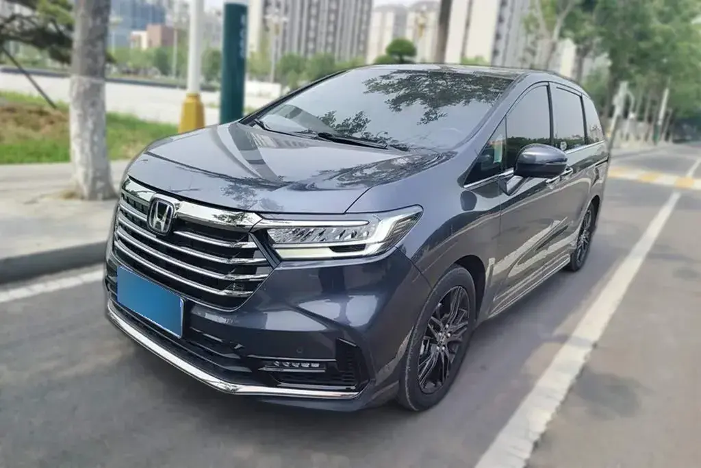 2022 Honda Odyssey 2.0L 146HP L4 E-CVT Hybrid