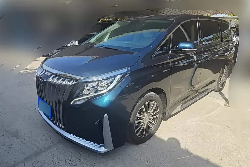 2021 GAC Trumpchi M8 2.0T 252HP L4 8AT