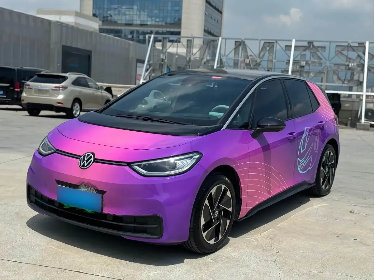 2025 Volkswagen ID.3 BEV 52.8KWH