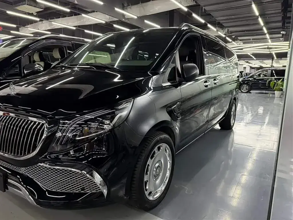 2016 Mercedes-Benz Vito 2.0T 211HP L4 7AT