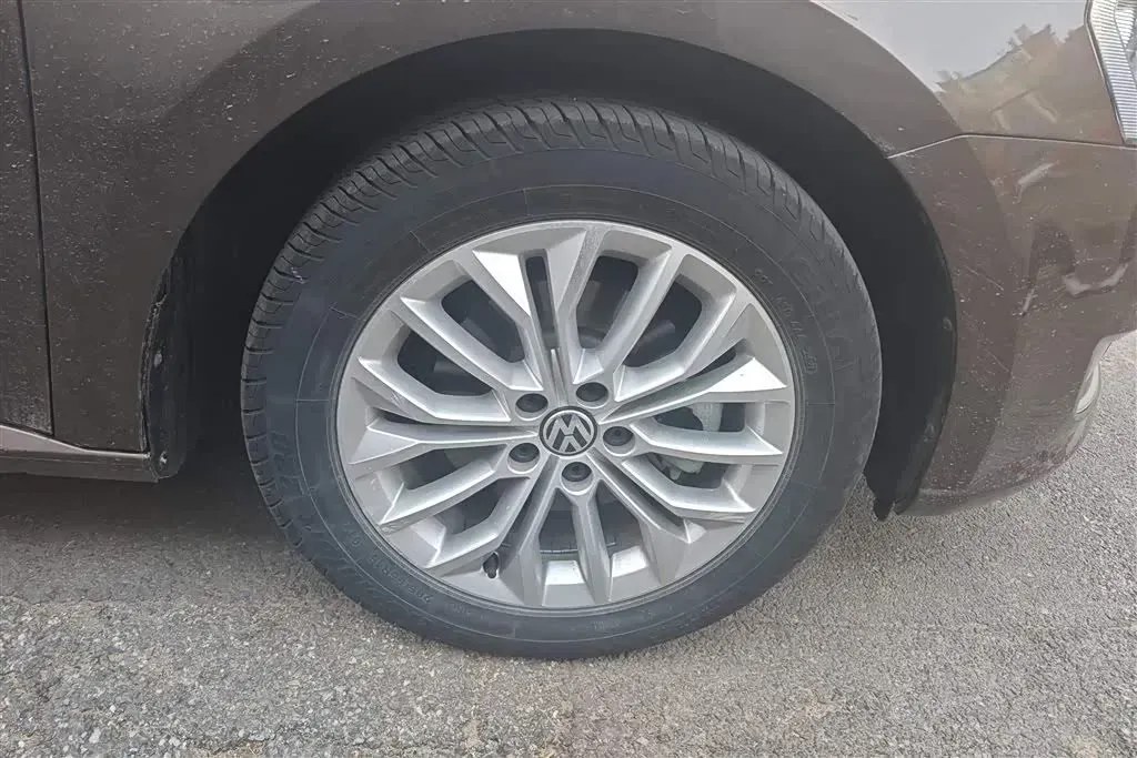 2013 Volkswagen Gran Lavida 1.6L 110HP L4 6AT,autocango,china used car exporter,china ev exporter,chinese used car exporter,chinese used ev exporter