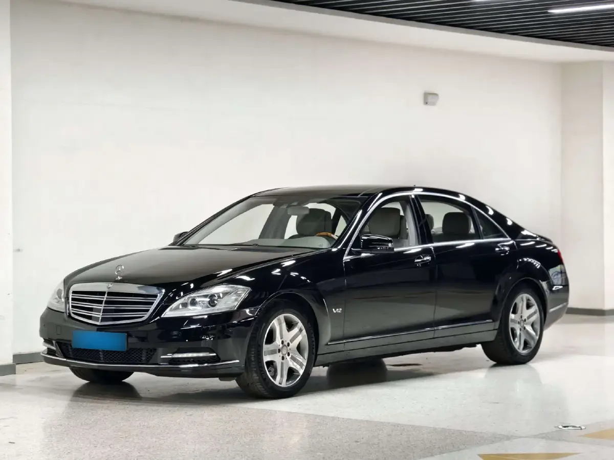 2010 Mercedes-Benz S Class 5.5T 517HP V12 5AT