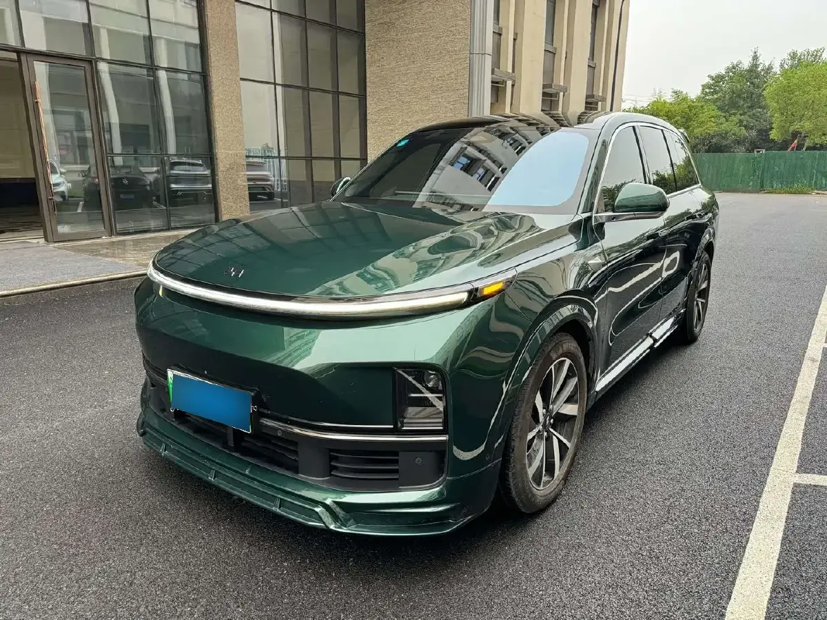 2023 Li L8 Range Extended 154HP REEV 40.9KWH