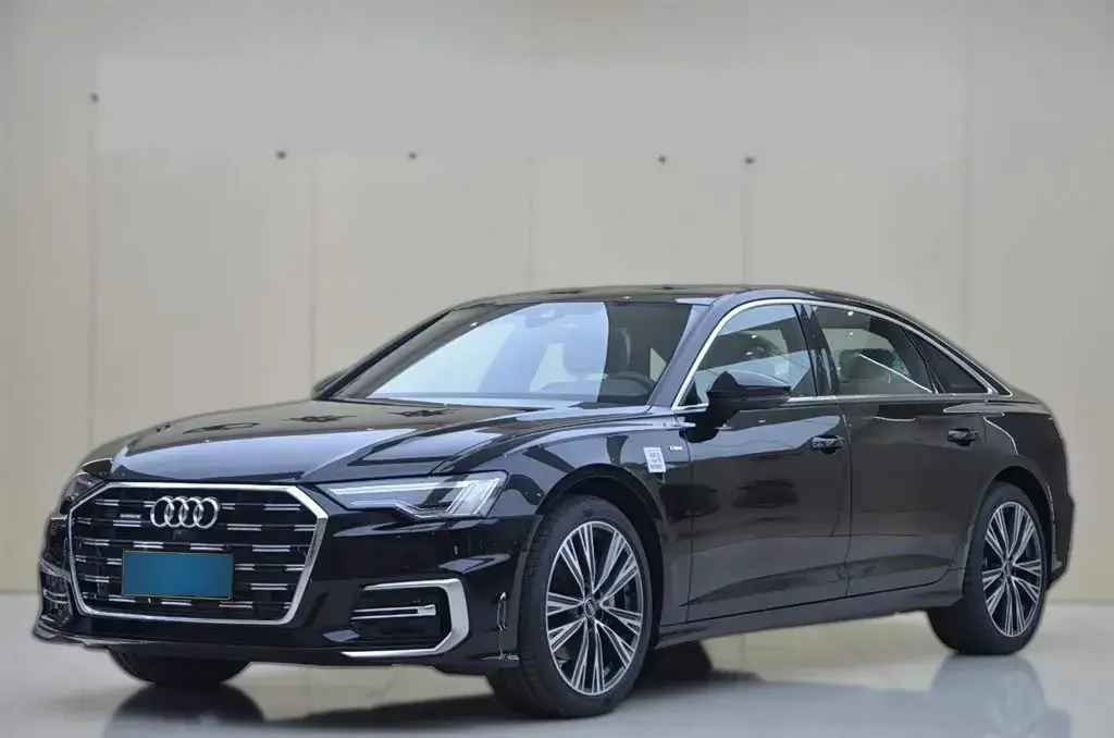 2025 Audi A6L 2.0T 245HP L4 7DCT